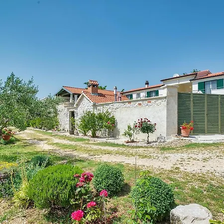 Сasa de vacaciones Torine Zadar