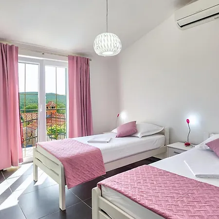 Сasa de vacaciones Torine Zadar